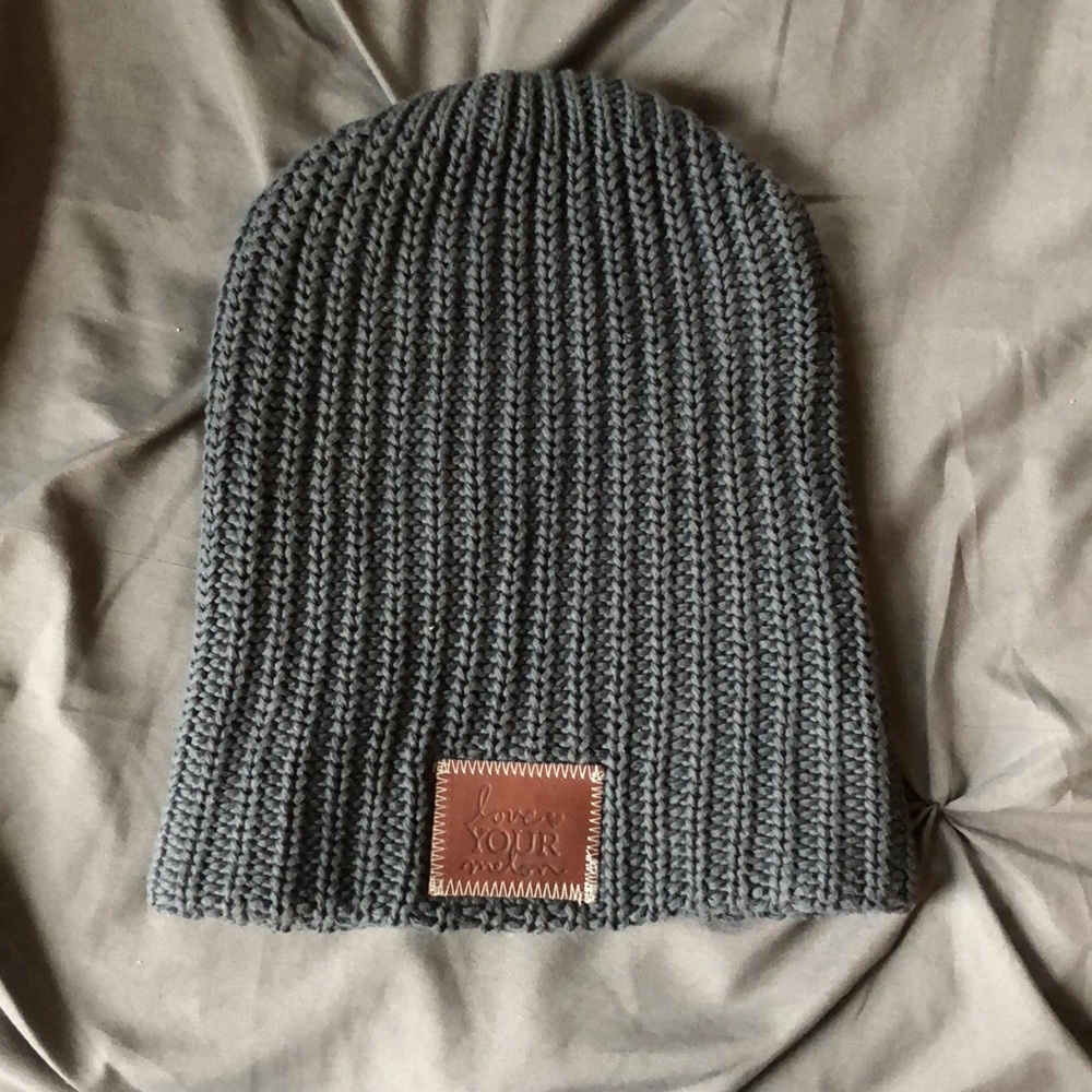 Slouchy Gray love your melon beanie!